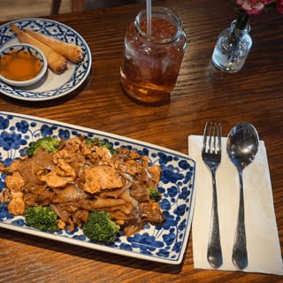 Pad See Ew Lunch Entree