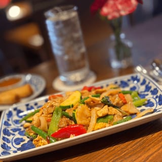 Drunken Noodles Lunch Entree